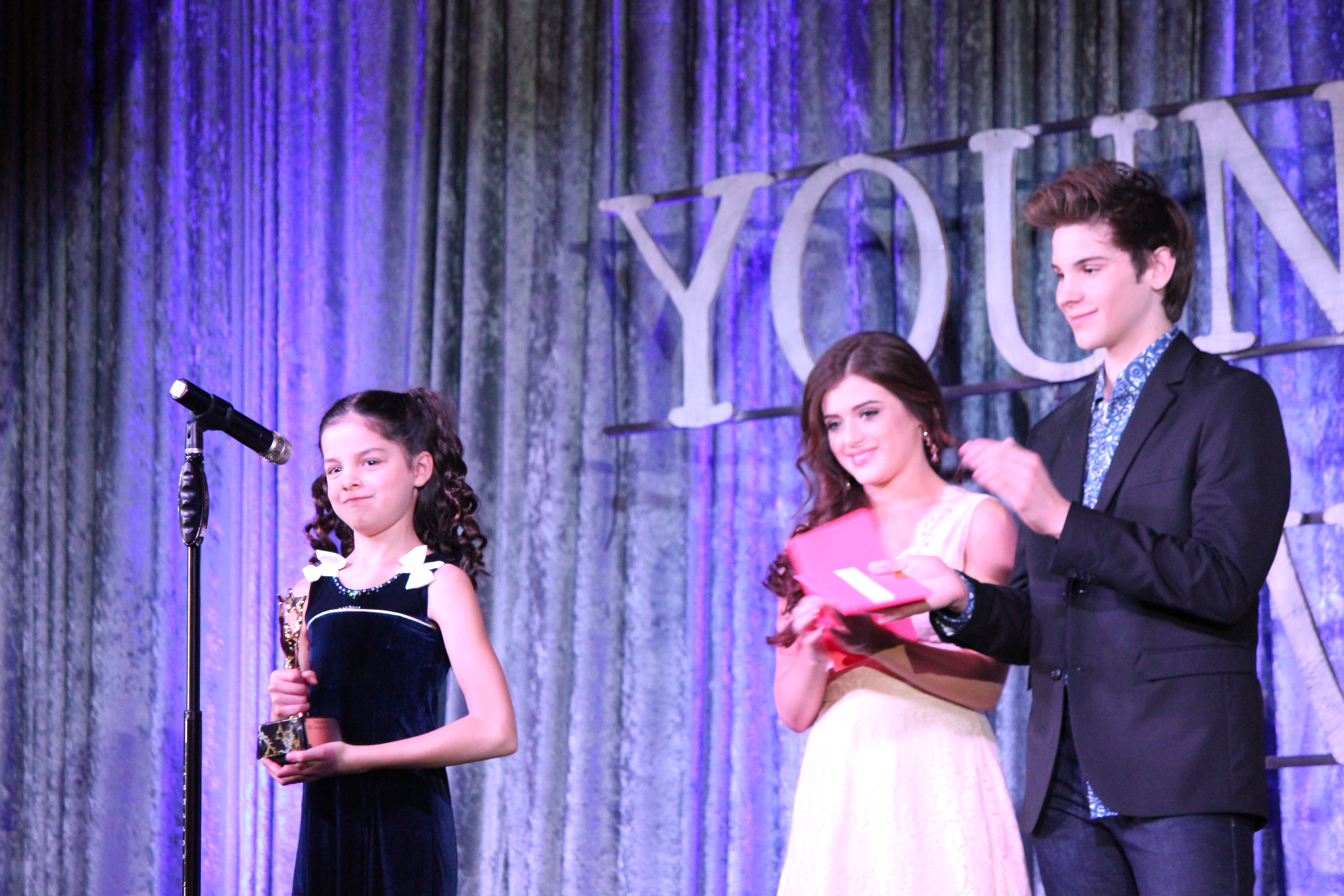 Young Cowichan Valley actress shines at award show in Hollywood