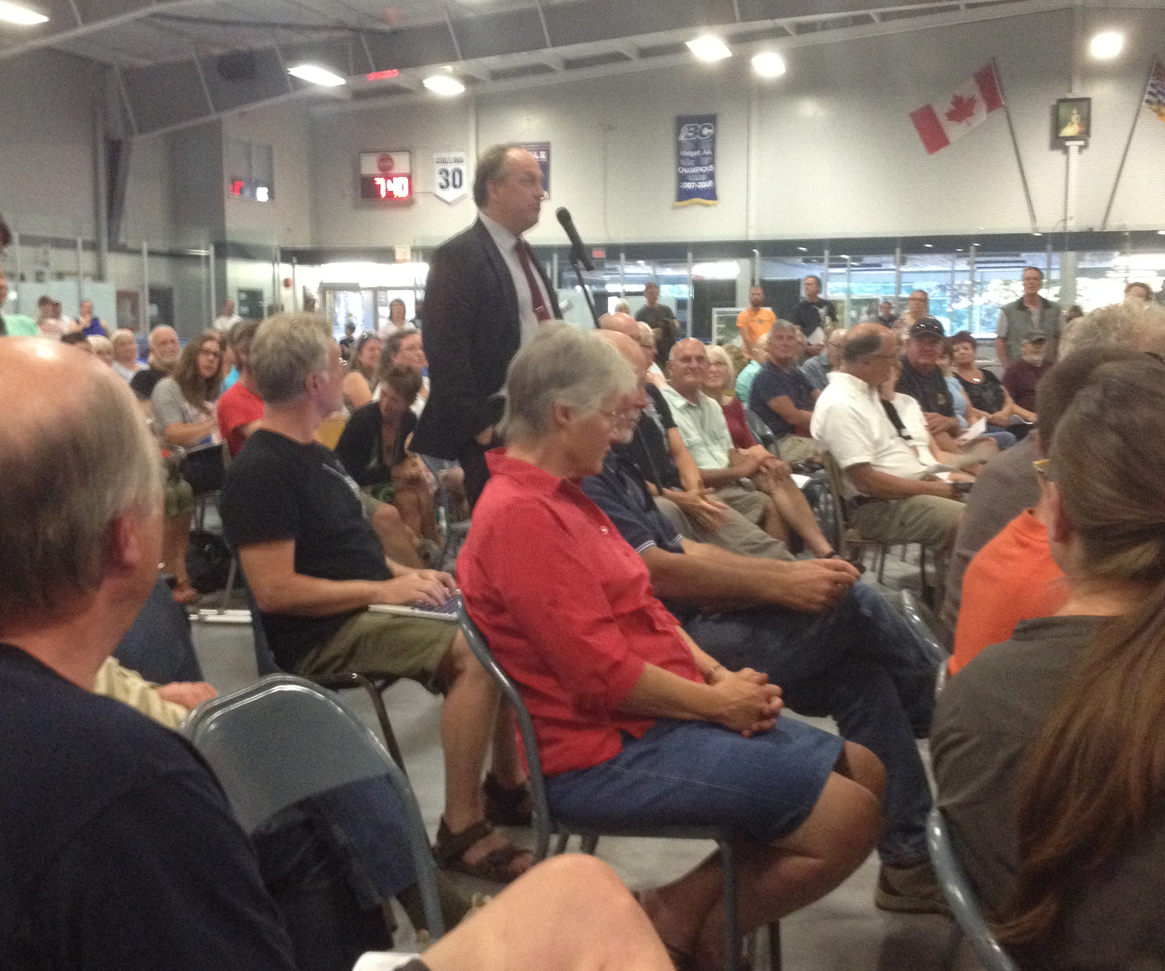 Shawnigan Lake residents blast provincial officials over toxic soil dump