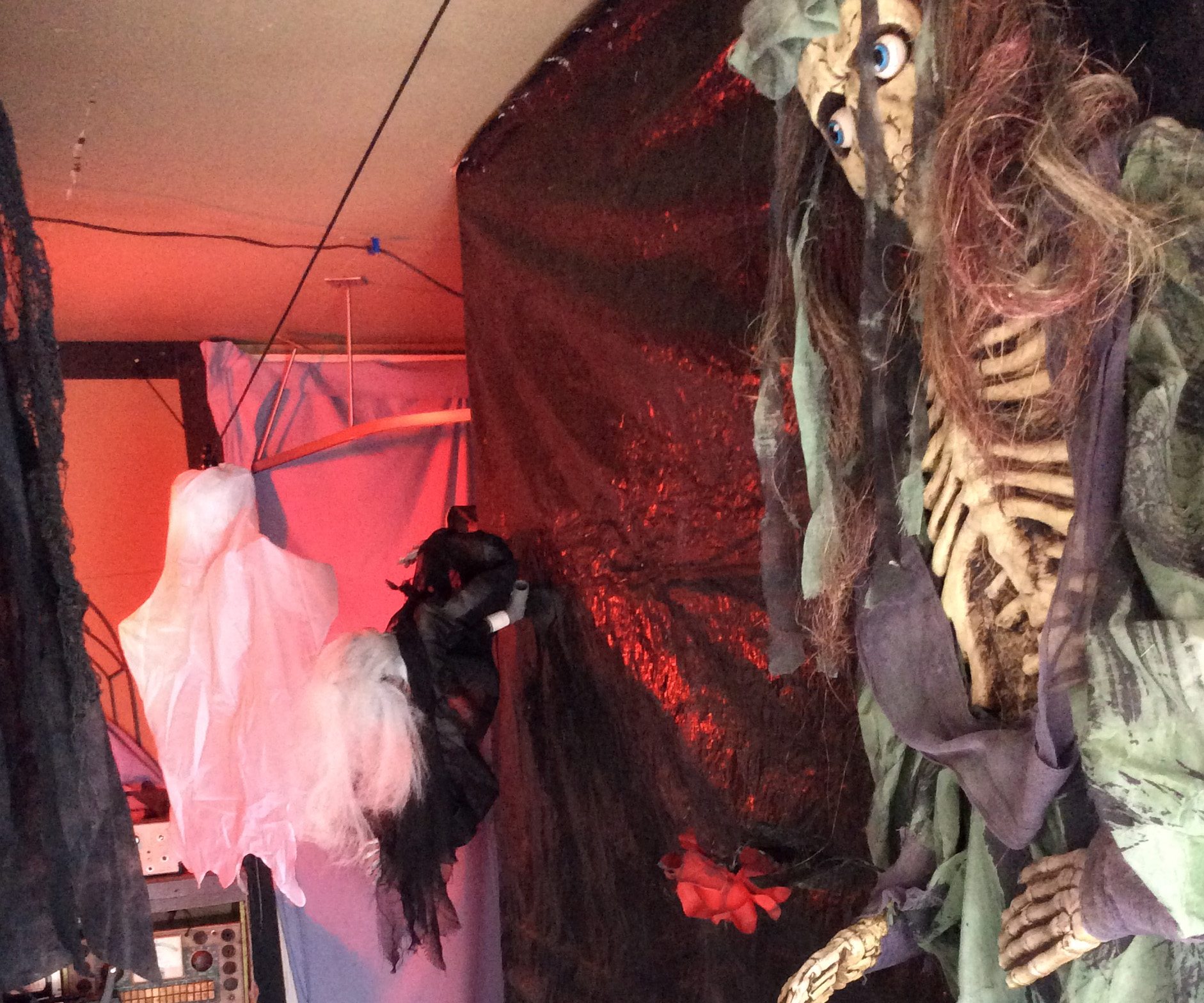 Duncan family creates haunted house to help local family struck by tragedy