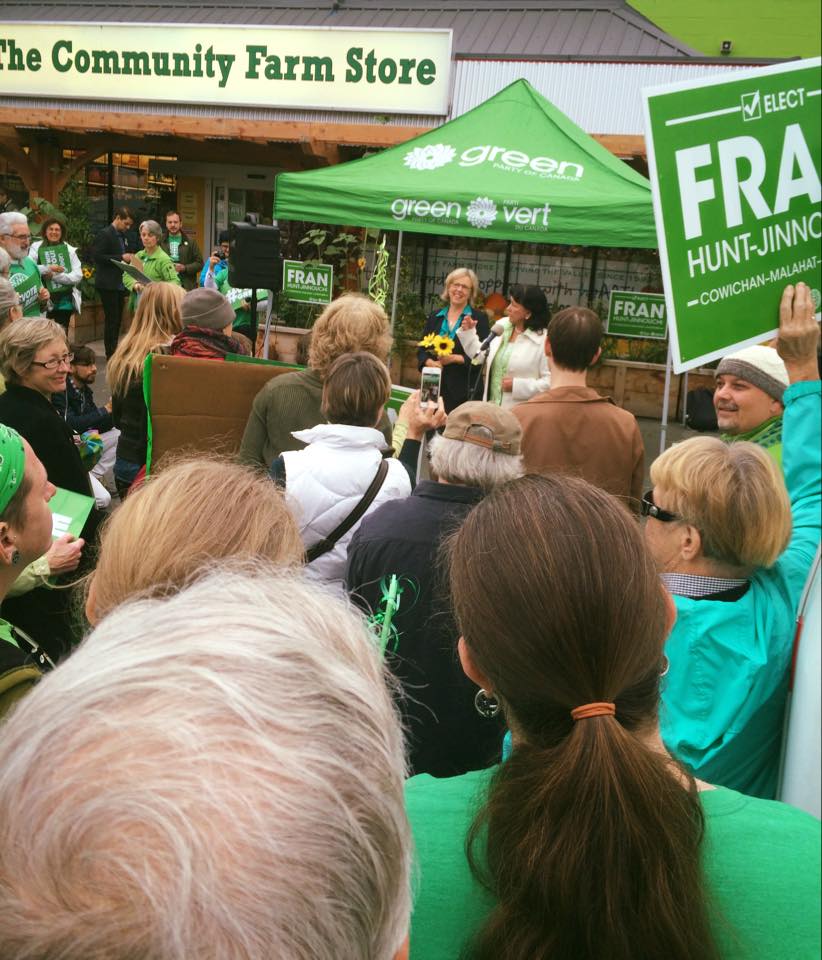 Green Party leader responds to environmentalists calling for NDP support