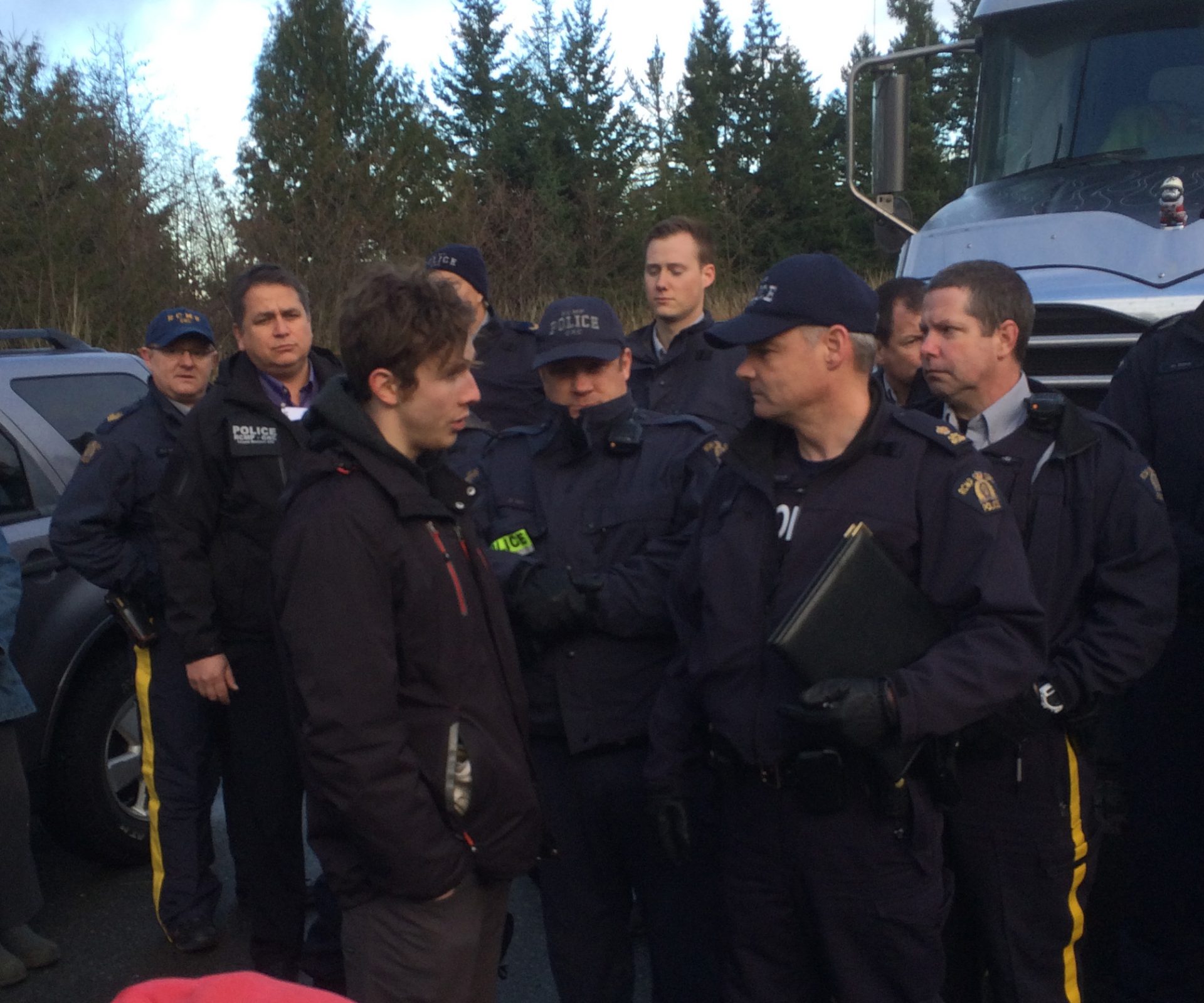 SIA protest in Shawnigan Lake leads to several arrests
