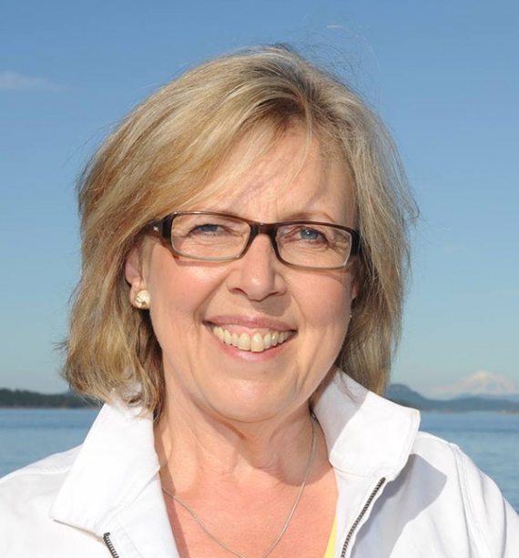 Elizabeth May ties the knot