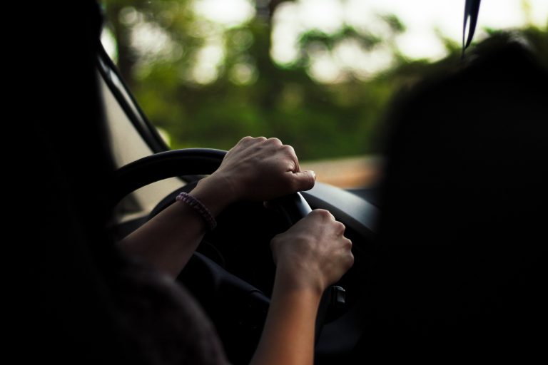 Council to consider lower speed limit on River Road