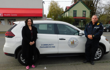 Community paramedicine program helps people in their homes