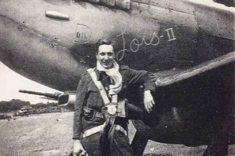 VE Day Memories of Victory Rolls in the ‘Sweetest Plane’ a Pilot Could Fly