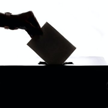 Chamber of Commerce calls for questions in federal candidate forum 