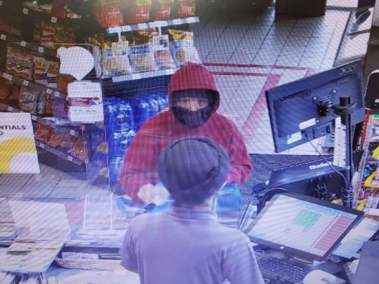 Police Seek Woman Who Robbed 6 Cowichan Valley Businesses at Knife Point