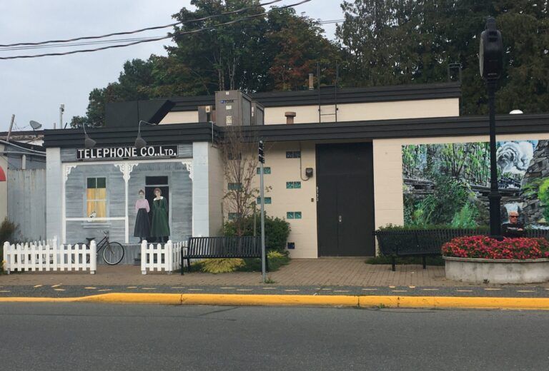Man Behind Chemainus Mural Project Dies at Age 92
