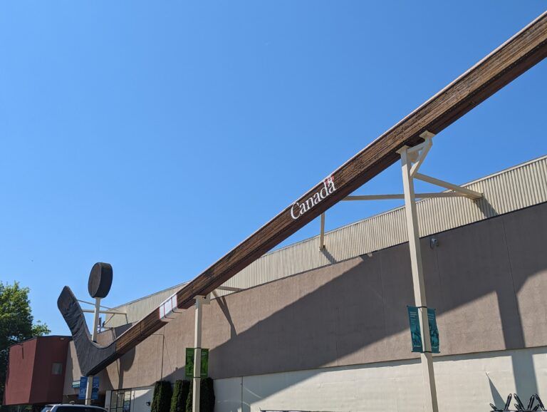 World’s Largest Hockey Stick to be removed from Cowichan Community Centre
