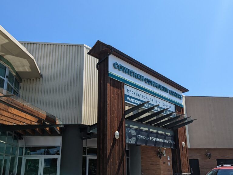 Emergency warming centre sees opposition from Cowichan minor hockey