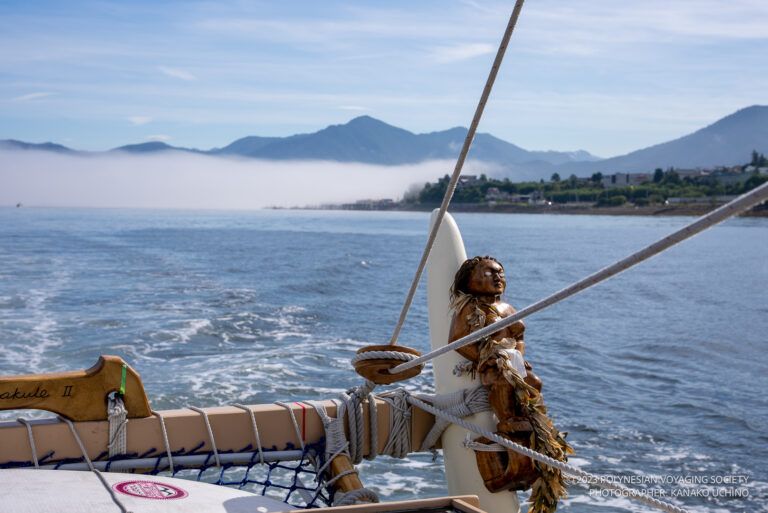 Hawaiian canoe in Port Hardy, heading south this week