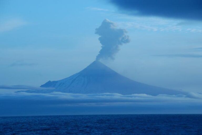 No tsunami from volcanic eruption and earthquake, but pilots cautioned