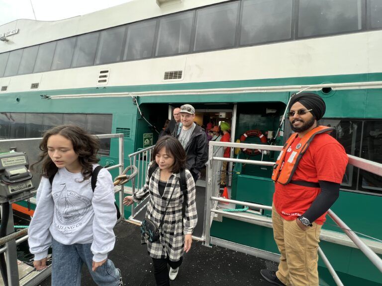 Passengers from Nanaimo and Vancouver say Hullo is the way to go