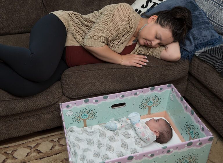 Island Health promoting safe sleep for babies through bed program