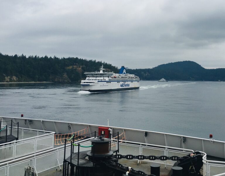 BC Ferries offers tips for long weekend travel