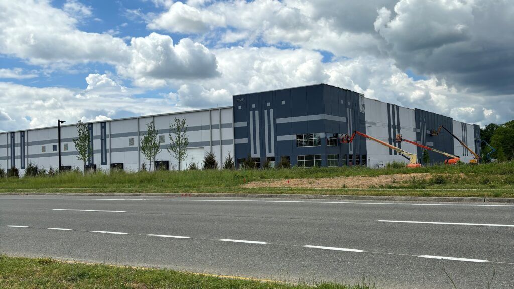 Exterior photo of warehouse